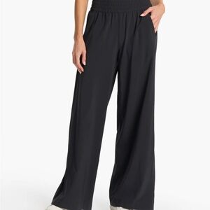 Vuori Women's Black Wide-Leg Pants